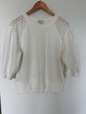 Evereve Joanne Crochet Trim white Sweatshirt Medium NWT